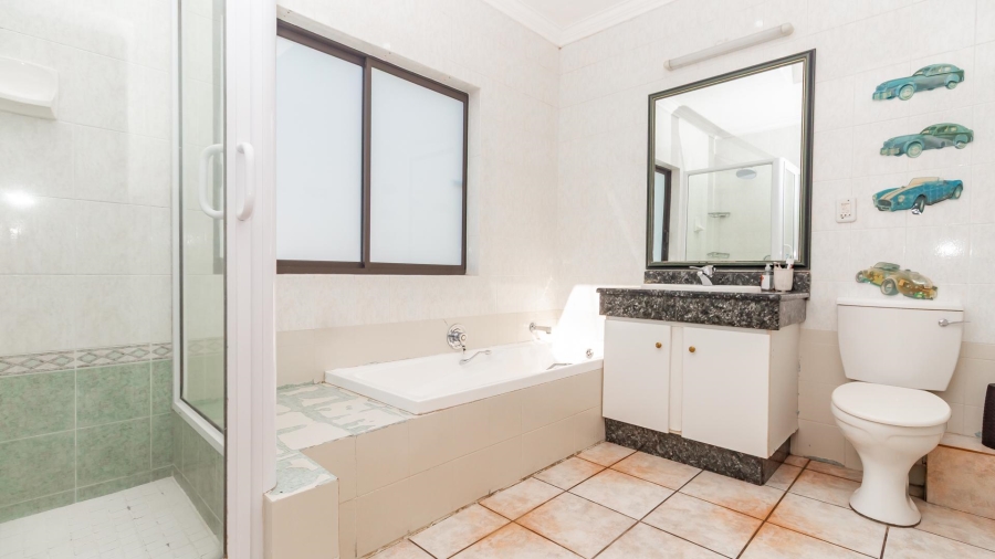 To Let 4 Bedroom Property for Rent in Dainfern Golf Estate Gauteng