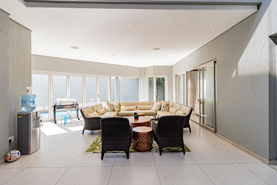 5 Bedroom Property for Sale in Morningside Gauteng