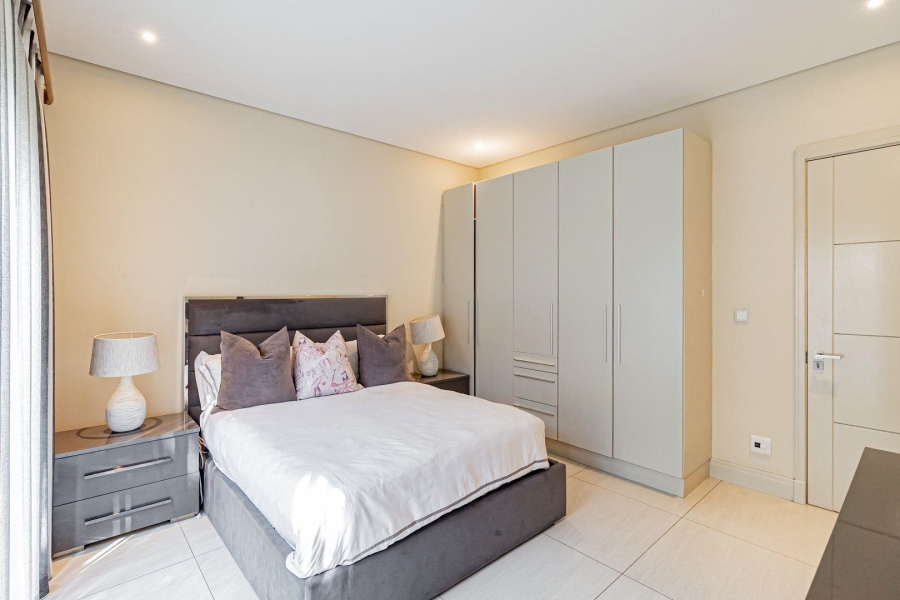 5 Bedroom Property for Sale in Morningside Gauteng