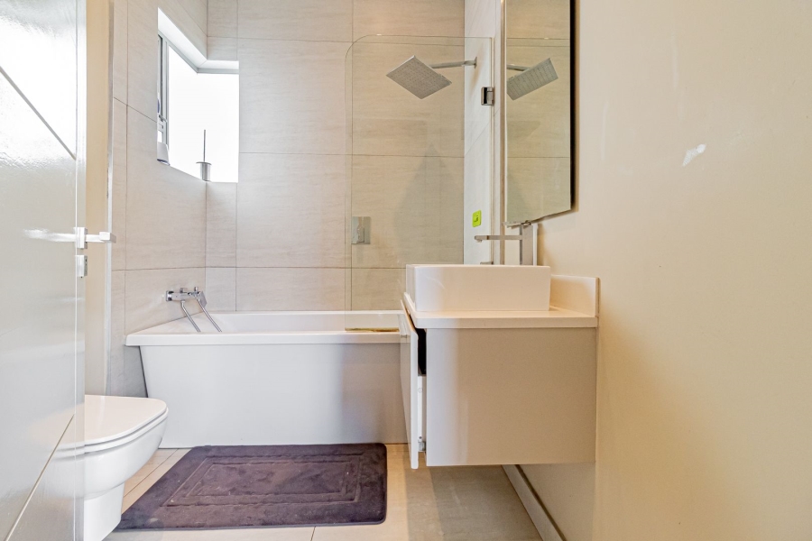 5 Bedroom Property for Sale in Morningside Gauteng