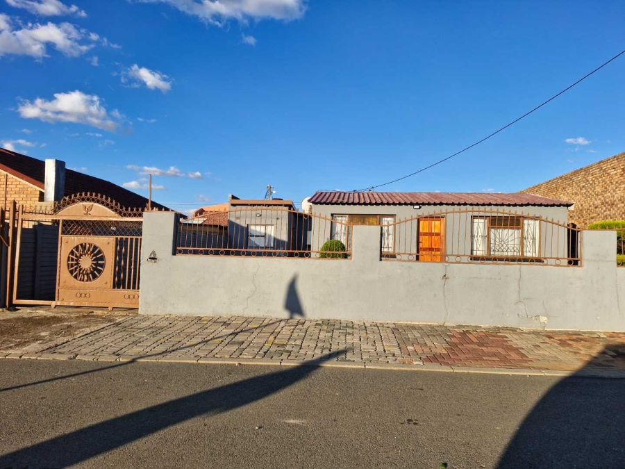 2 Bedroom Property for Sale in Mamelodi West Gauteng