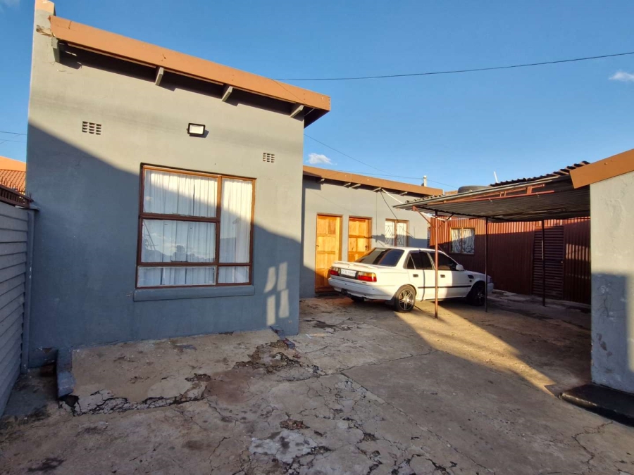 2 Bedroom Property for Sale in Mamelodi West Gauteng