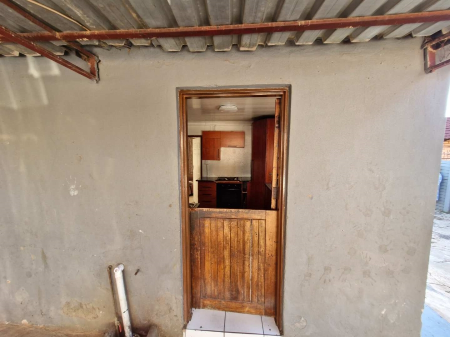 2 Bedroom Property for Sale in Mamelodi West Gauteng