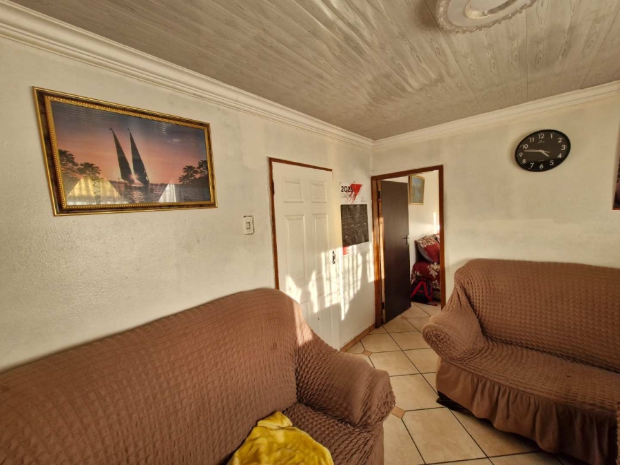 2 Bedroom Property for Sale in Mamelodi West Gauteng