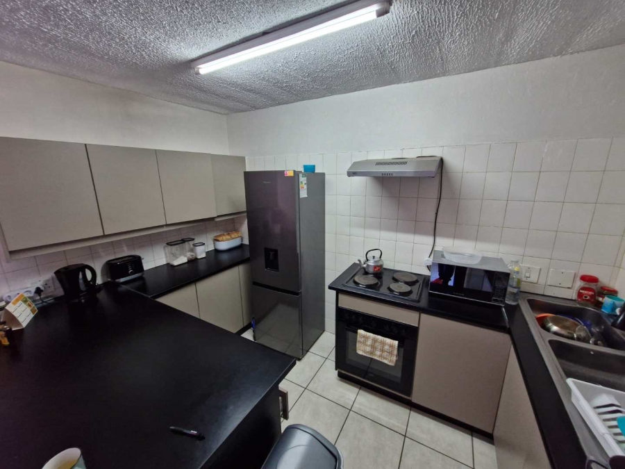 To Let 2 Bedroom Property for Rent in Silverton Gauteng