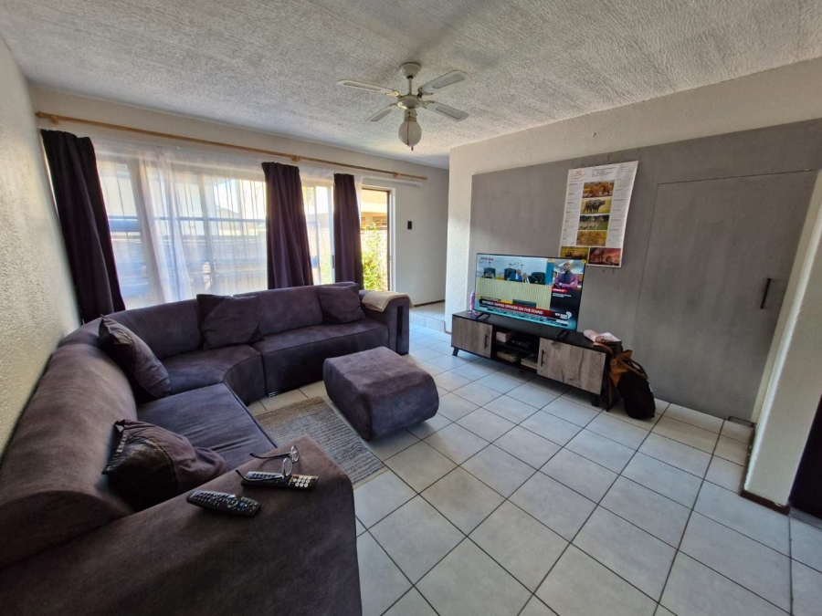 To Let 2 Bedroom Property for Rent in Silverton Gauteng