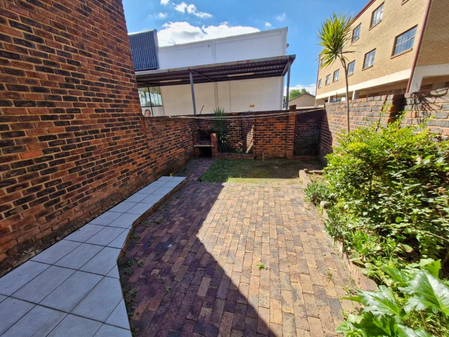 To Let 2 Bedroom Property for Rent in Silverton Gauteng