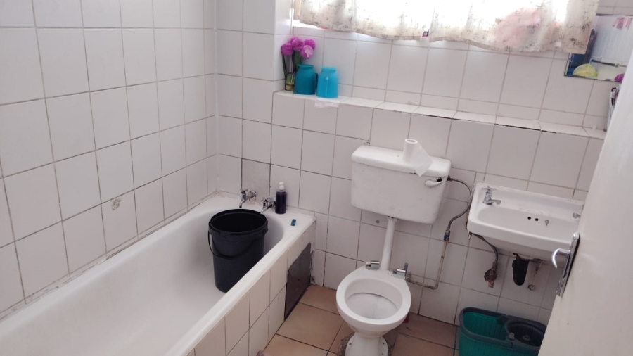 1 Bedroom Property for Sale in Pretoria West Gauteng