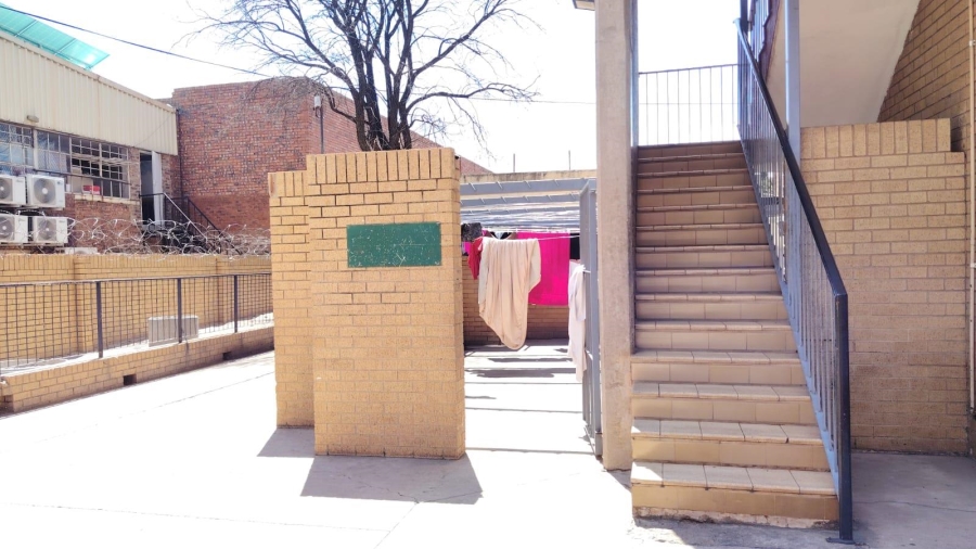 1 Bedroom Property for Sale in Pretoria West Gauteng