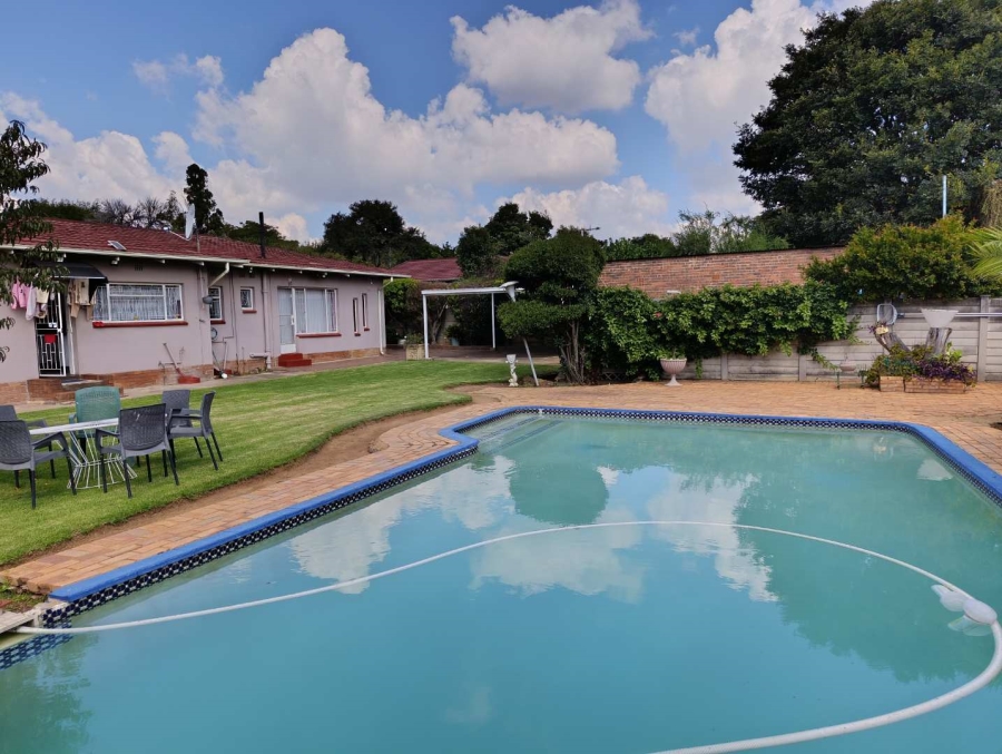 3 Bedroom Property for Sale in Northmead Gauteng