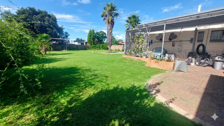 3 Bedroom Property for Sale in Rothdene Gauteng