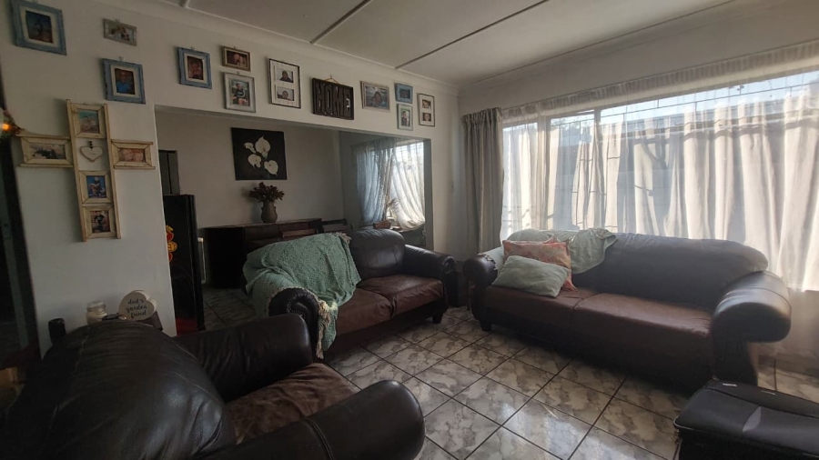 3 Bedroom Property for Sale in Rothdene Gauteng
