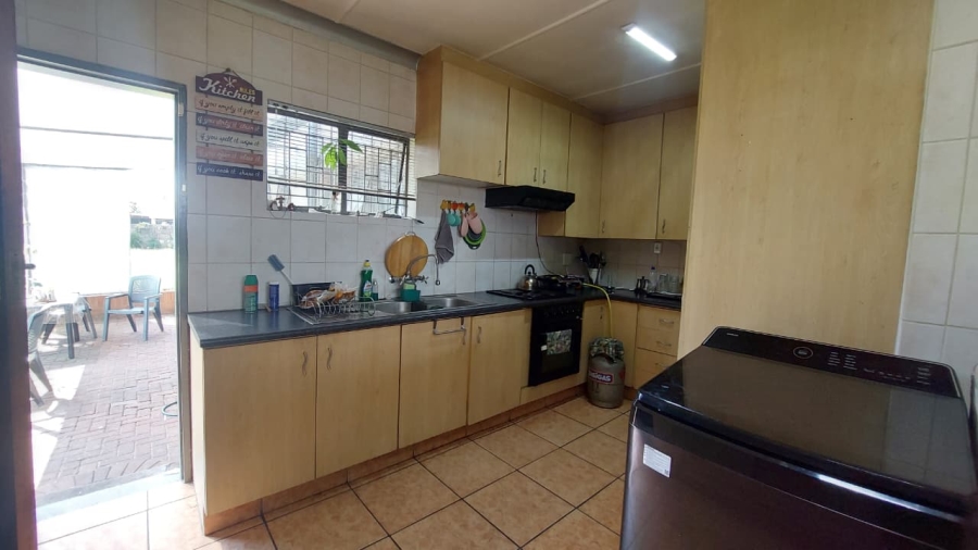 3 Bedroom Property for Sale in Rothdene Gauteng