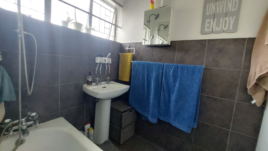 3 Bedroom Property for Sale in Rothdene Gauteng