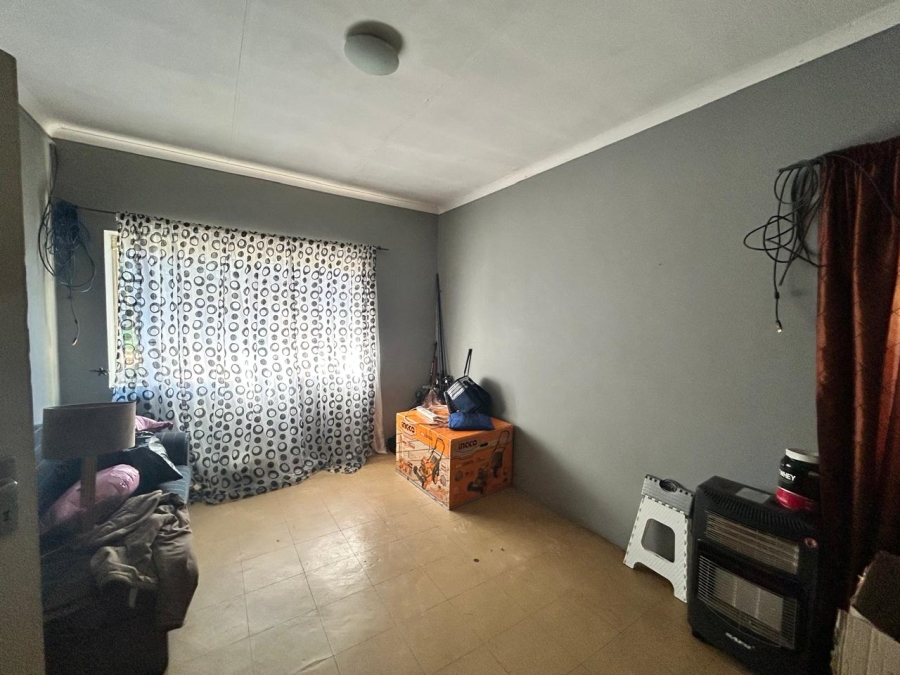 5 Bedroom Property for Sale in Duncanville Gauteng