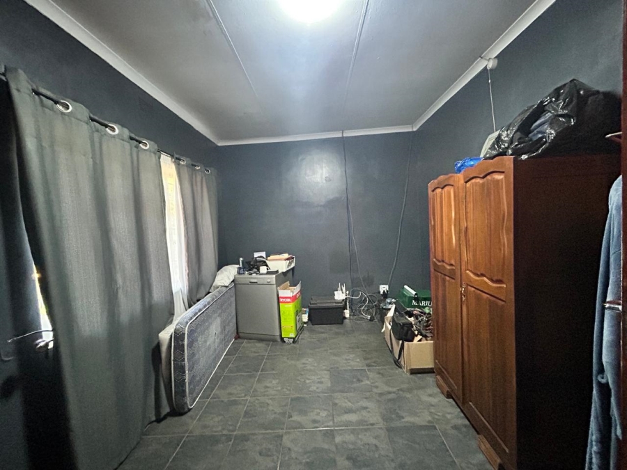 5 Bedroom Property for Sale in Duncanville Gauteng