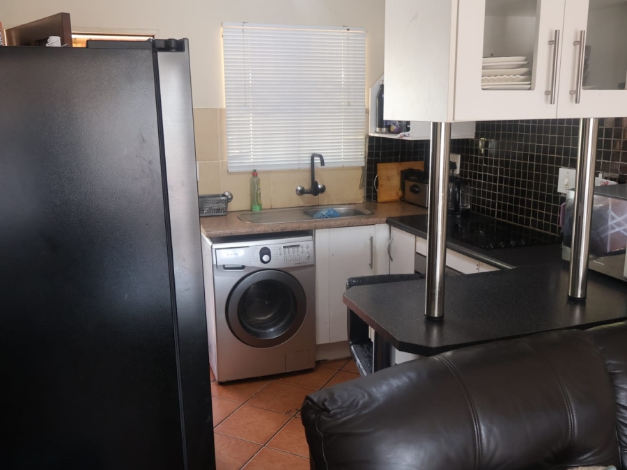 2 Bedroom Property for Sale in Terenure Ext 7 Gauteng