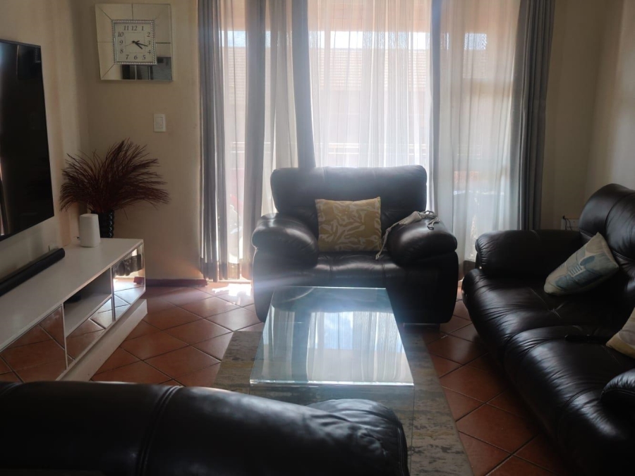 2 Bedroom Property for Sale in Terenure Ext 7 Gauteng