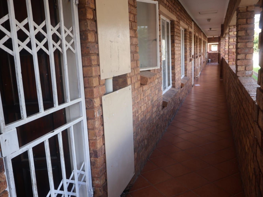 2 Bedroom Property for Sale in Terenure Ext 7 Gauteng
