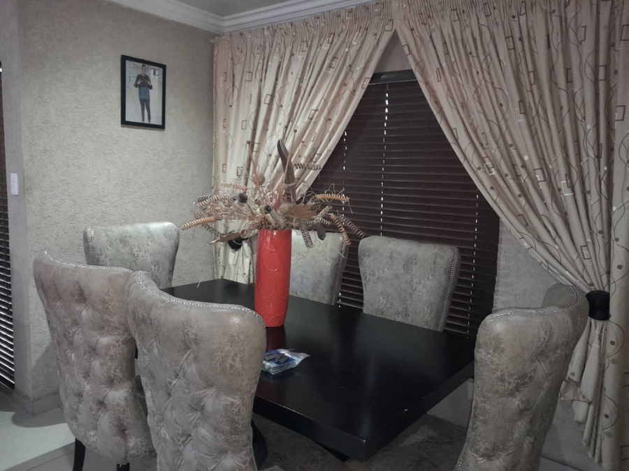 3 Bedroom Property for Sale in Lotus Gardens Gauteng