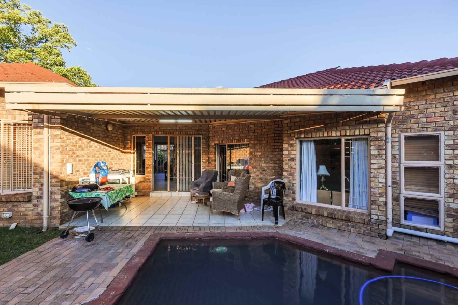 4 Bedroom Property for Sale in Moreleta Park Gauteng