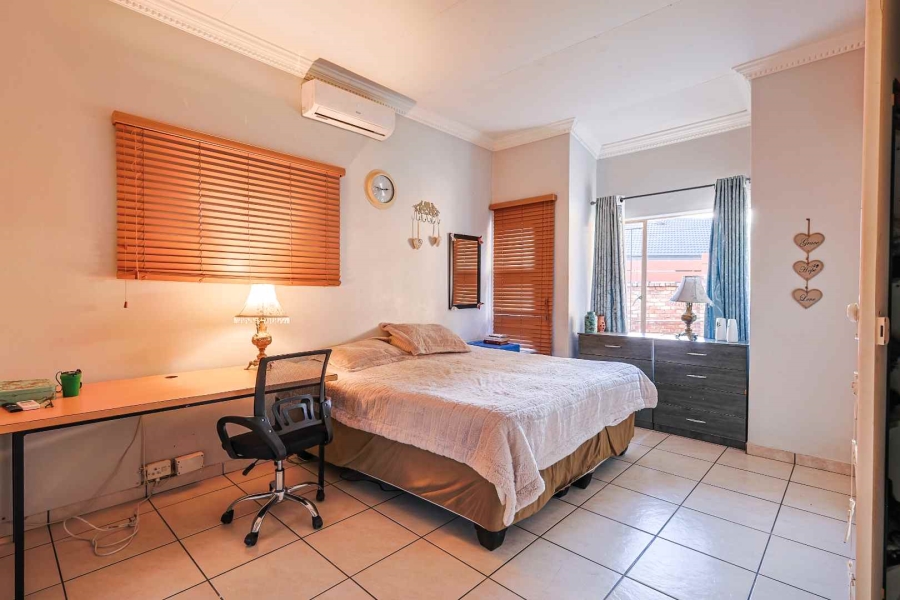 4 Bedroom Property for Sale in Moreleta Park Gauteng