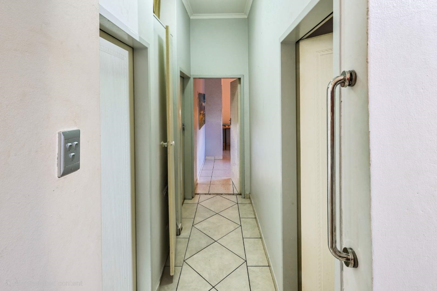 4 Bedroom Property for Sale in Moreleta Park Gauteng