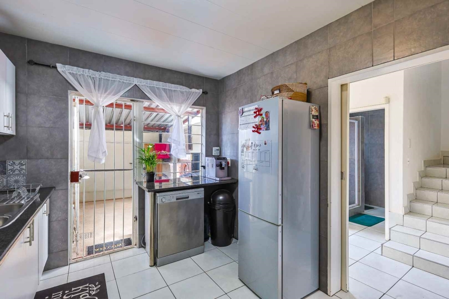 3 Bedroom Property for Sale in Constantia Park Gauteng