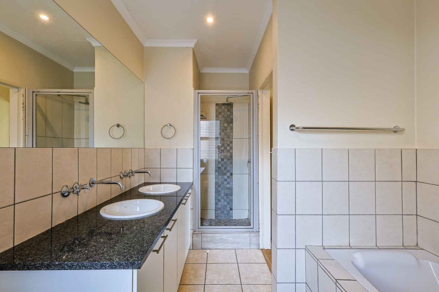 3 Bedroom Property for Sale in Olympus AH Gauteng