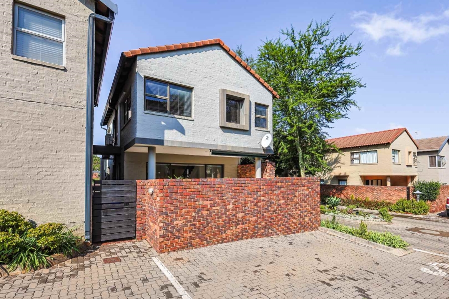 3 Bedroom Property for Sale in Olympus AH Gauteng