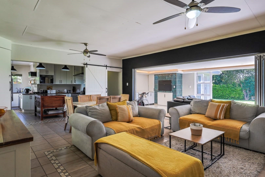 3 Bedroom Property for Sale in Die Wilgers Gauteng