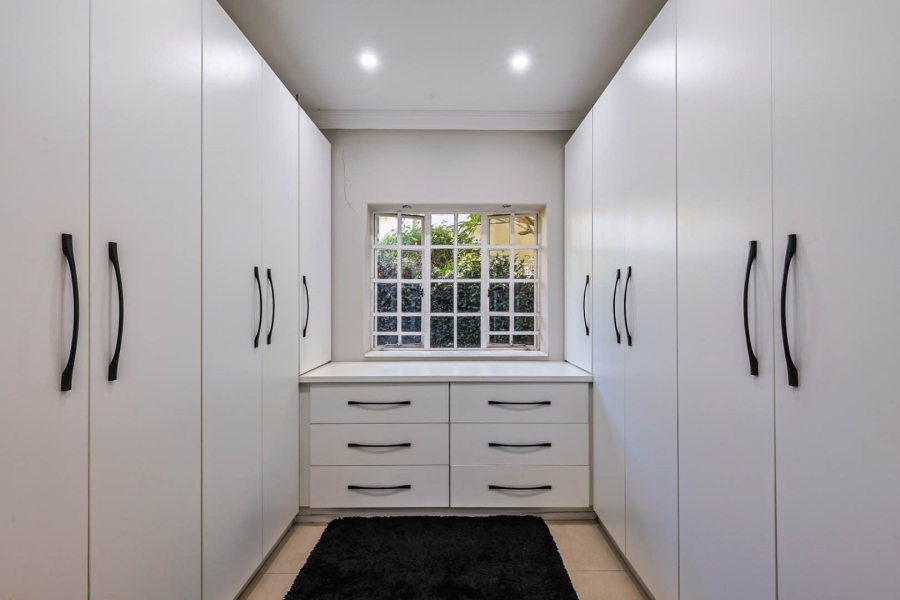 3 Bedroom Property for Sale in Die Wilgers Gauteng