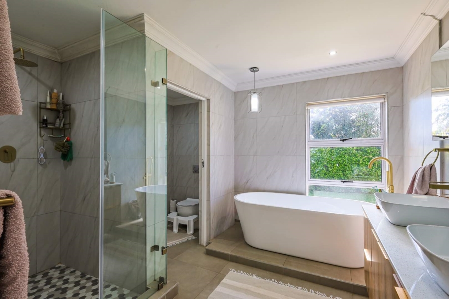 3 Bedroom Property for Sale in Die Wilgers Gauteng