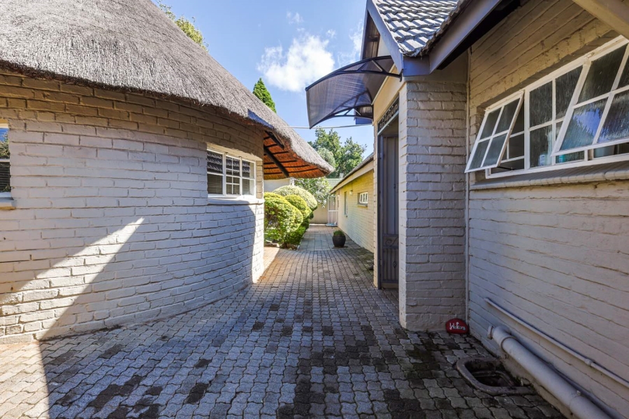 3 Bedroom Property for Sale in Die Wilgers Gauteng