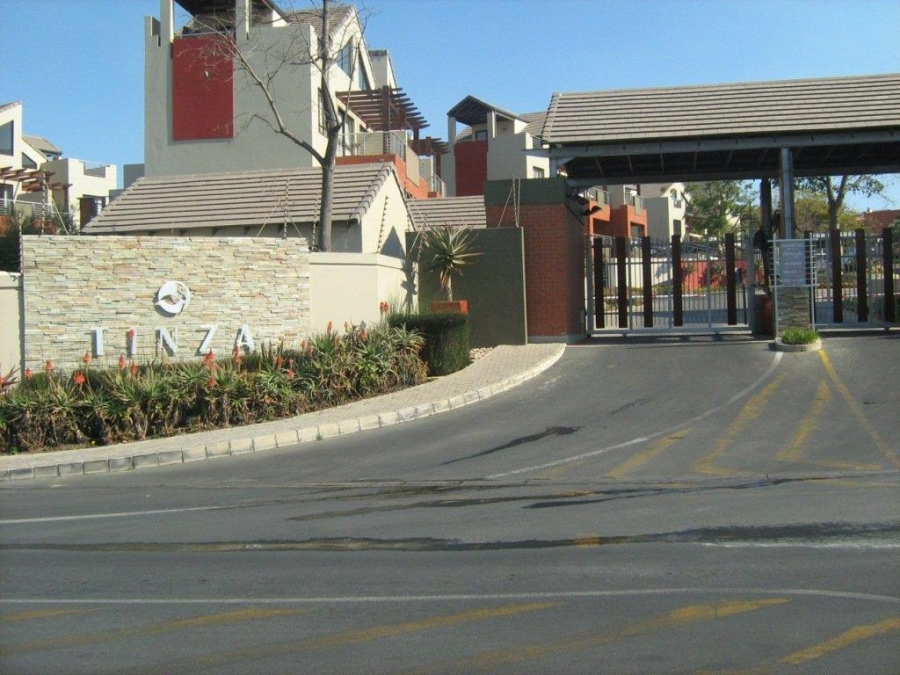 To Let 1 Bedroom Property for Rent in Lonehill Gauteng