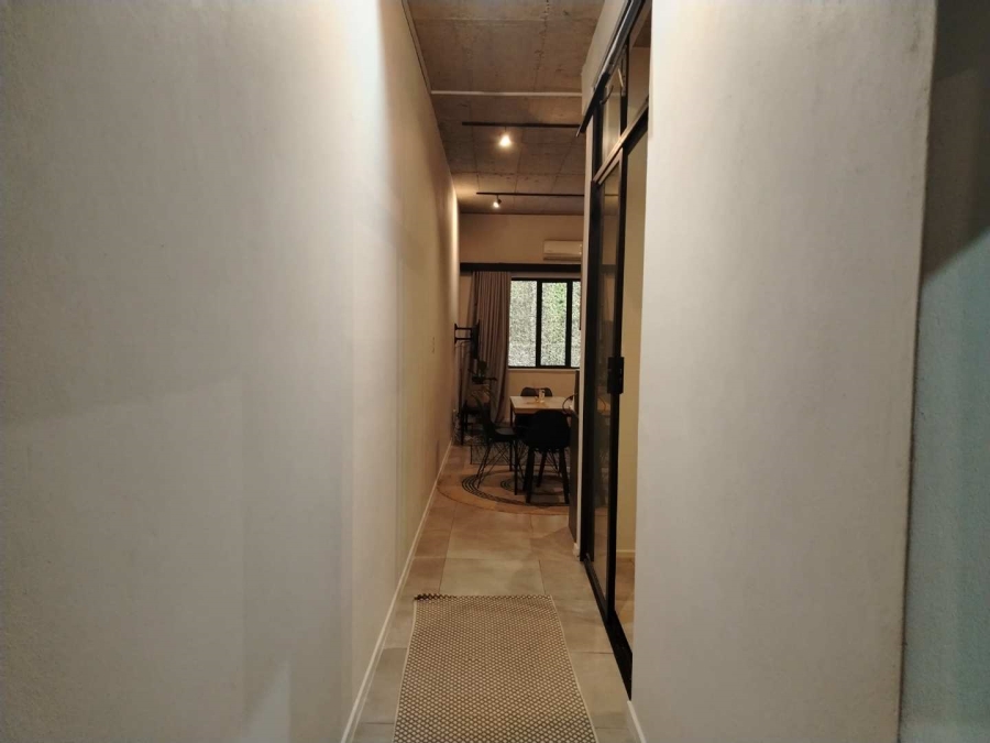 To Let 1 Bedroom Property for Rent in Sandown Gauteng