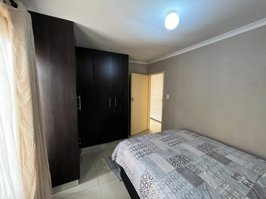 2 Bedroom Property for Sale in Windmill Park Gauteng