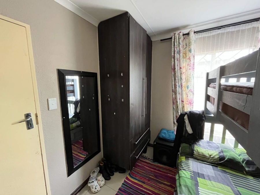 2 Bedroom Property for Sale in Windmill Park Gauteng