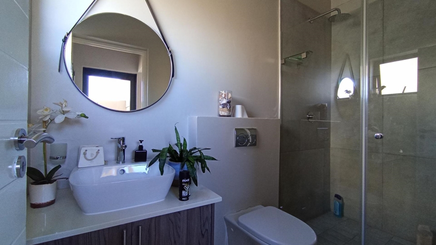 4 Bedroom Property for Sale in Midstream Ridge Gauteng