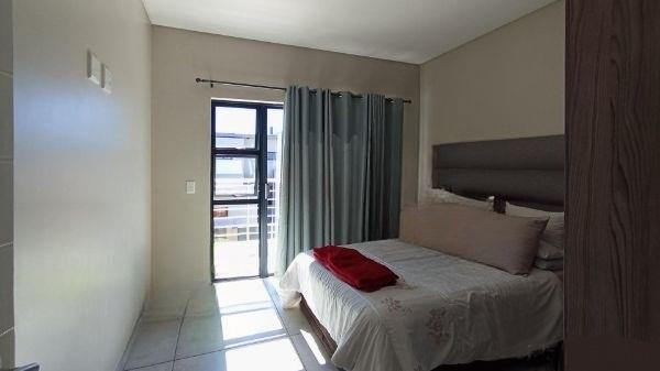 4 Bedroom Property for Sale in Midstream Ridge Gauteng