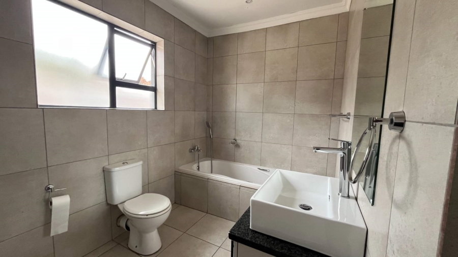 3 Bedroom Property for Sale in Ferndale Gauteng