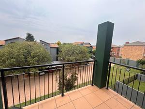 2 Bedroom Property for Sale in Honeydew Grove Gauteng