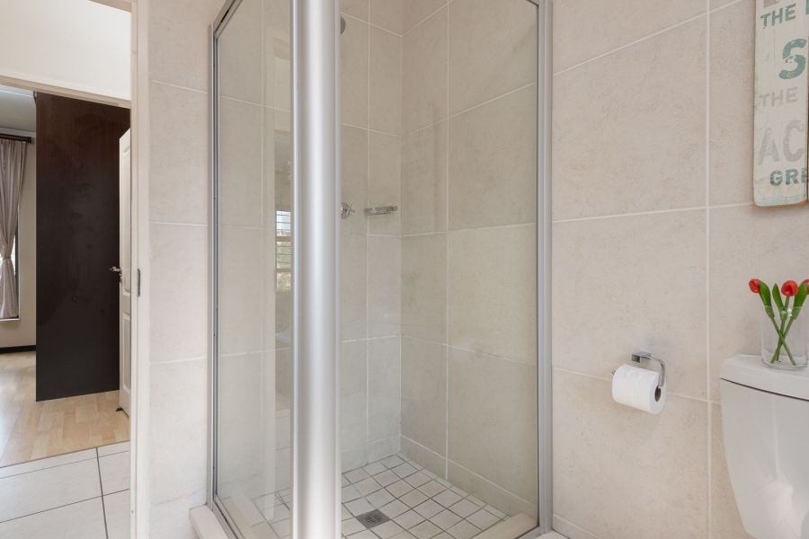 2 Bedroom Property for Sale in Glenvista Gauteng
