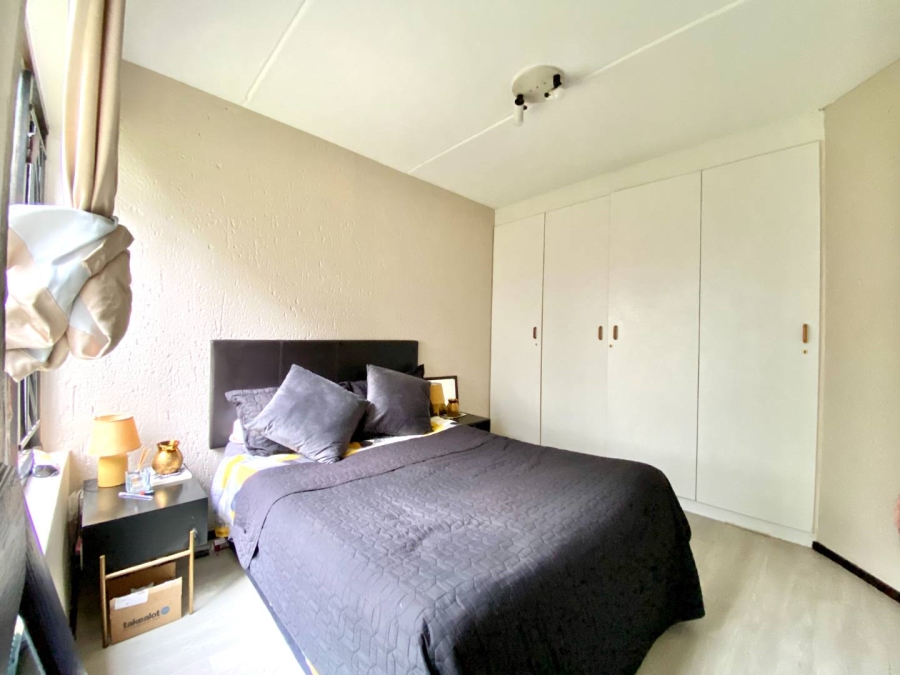 1 Bedroom Property for Sale in Morningside Gauteng