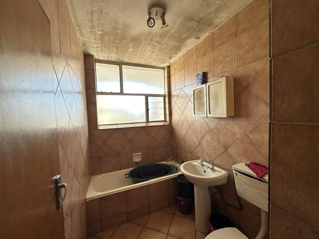 2 Bedroom Property for Sale in Sunnyside Gauteng