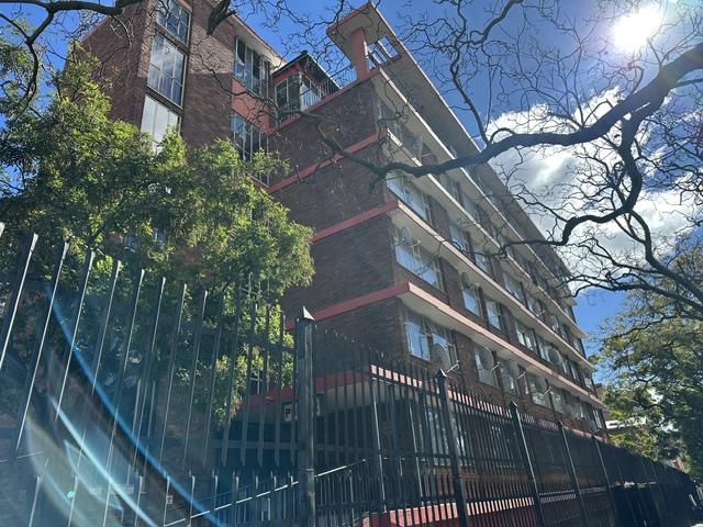 2 Bedroom Property for Sale in Sunnyside Gauteng
