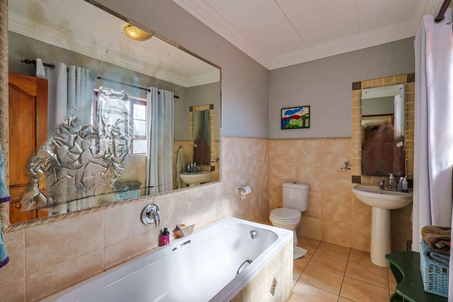6 Bedroom Property for Sale in Olympus AH Gauteng