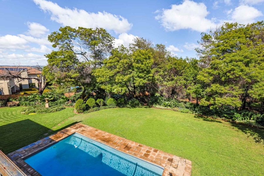 6 Bedroom Property for Sale in Olympus AH Gauteng
