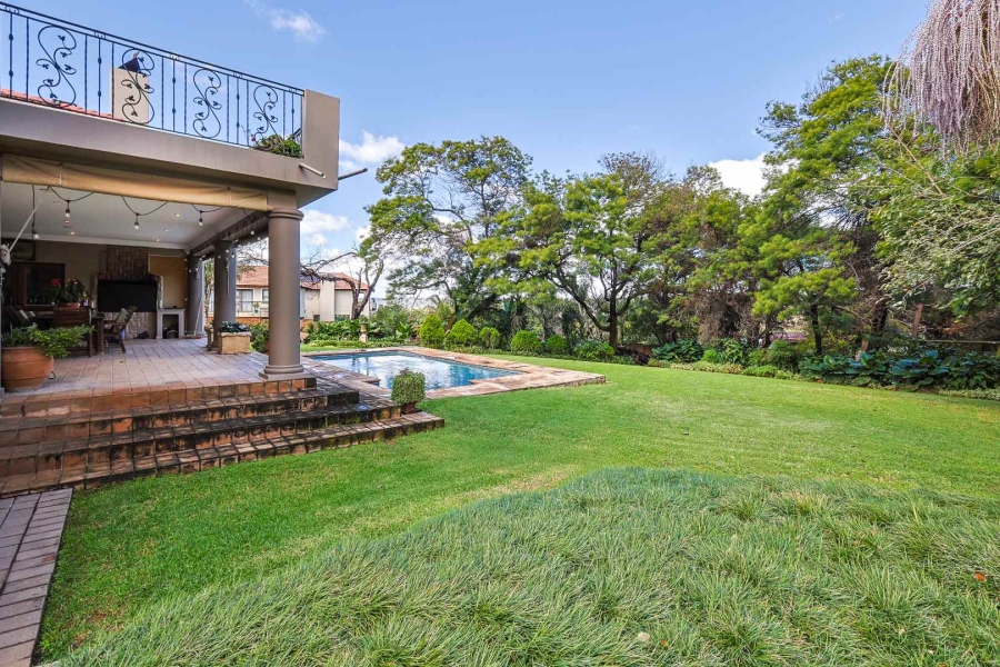 6 Bedroom Property for Sale in Olympus AH Gauteng