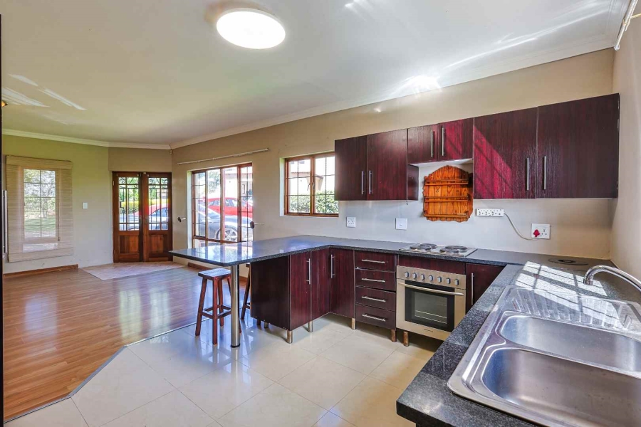 6 Bedroom Property for Sale in Olympus AH Gauteng